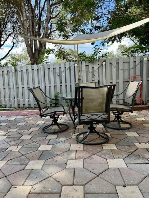 For Sale: $539,900 (3 beds, 2 baths, 1650 Square Feet)