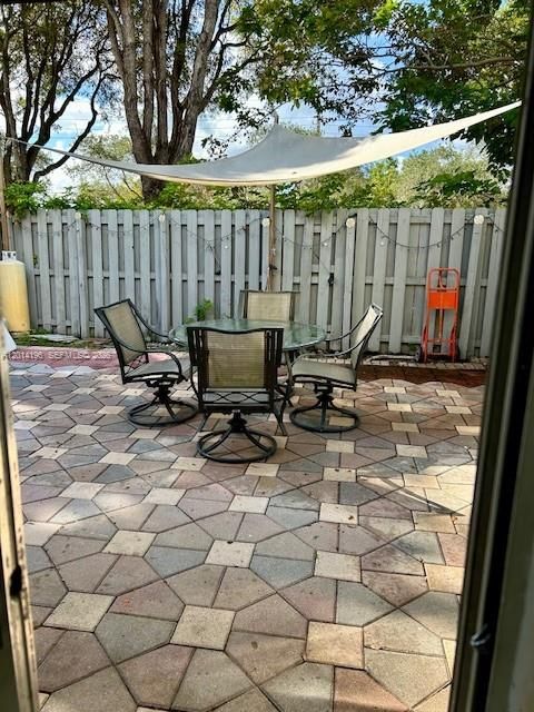 For Sale: $539,900 (3 beds, 2 baths, 1650 Square Feet)
