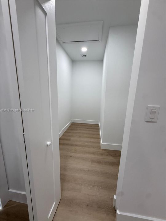 合同活跃: $515,000 (3 贝兹, 2 浴室, 1450 平方英尺)