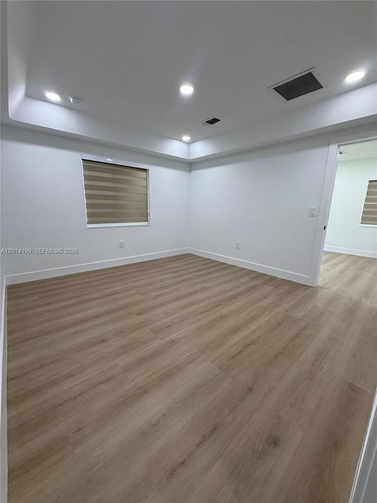 合同活跃: $515,000 (3 贝兹, 2 浴室, 1450 平方英尺)
