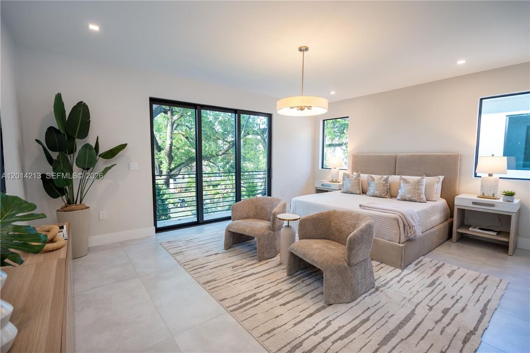 For Sale: $1,645,000 (4 beds, 4 baths, 2909 Square Feet)