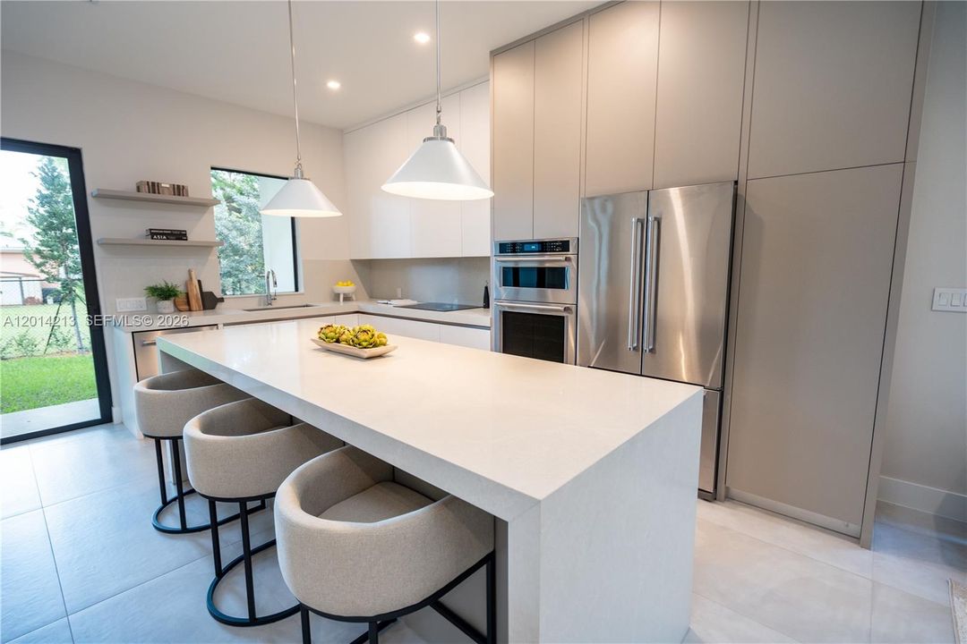 For Sale: $1,645,000 (4 beds, 4 baths, 2909 Square Feet)