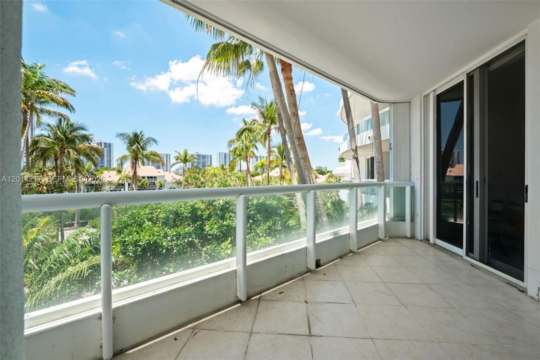 На продажу: $369,000 (1 спален, 1 ванн, 800 Квадратных фут)