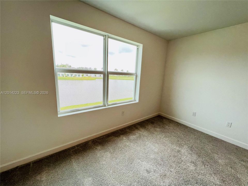 For Rent: $3,000 (3 beds, 2 baths, 1690 Square Feet)
