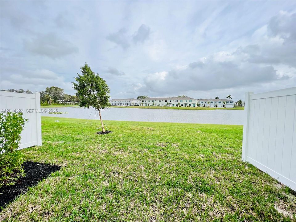 For Rent: $3,000 (3 beds, 2 baths, 1690 Square Feet)