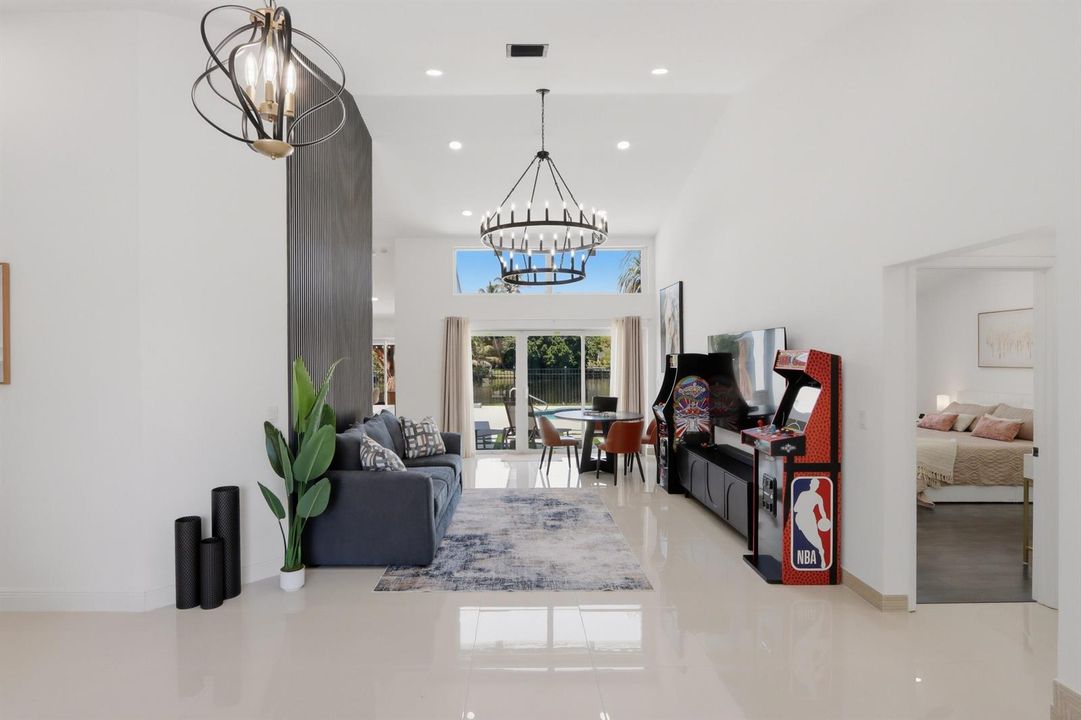 009-070-Living Room-4200x2800