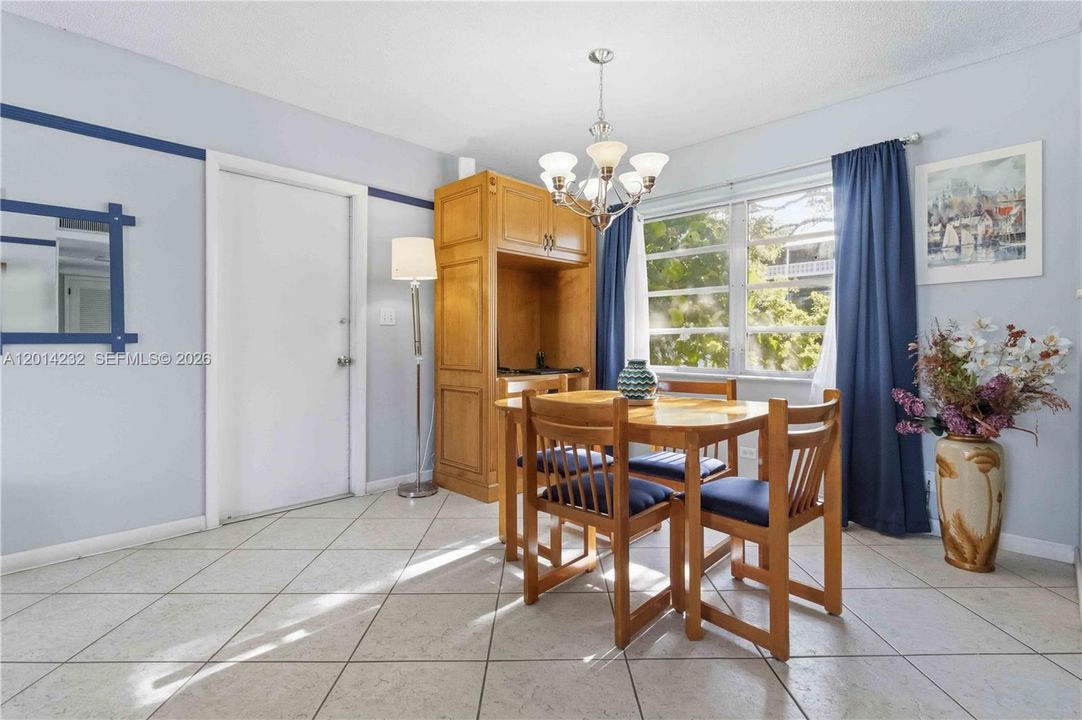 En Venta: $160,000 (1 camas, 1 baños, 825 Pies cuadrados)