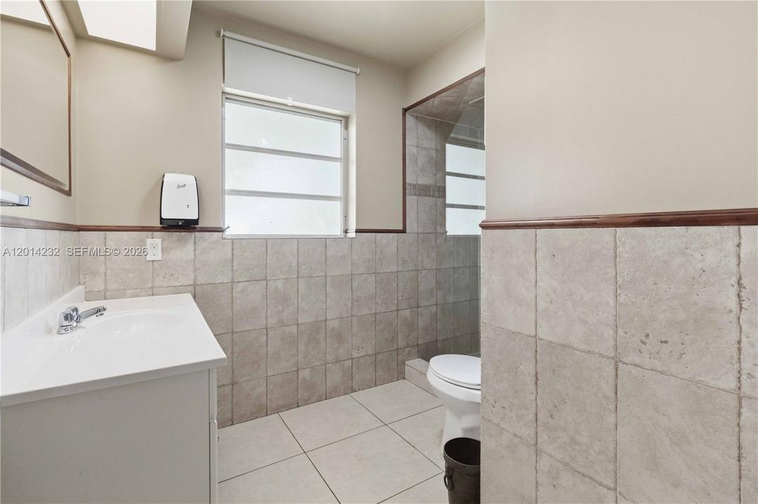 En Venta: $160,000 (1 camas, 1 baños, 825 Pies cuadrados)