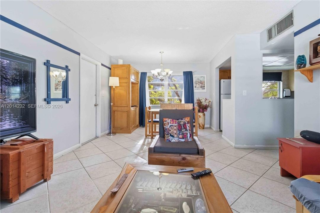 En Venta: $160,000 (1 camas, 1 baños, 825 Pies cuadrados)