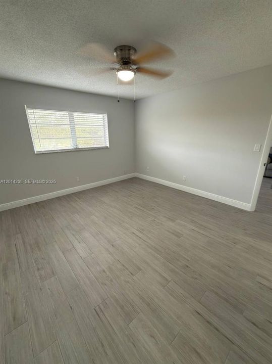 Active With Contract: $124,900 (2 beds, 2 baths, 0 Square Feet)