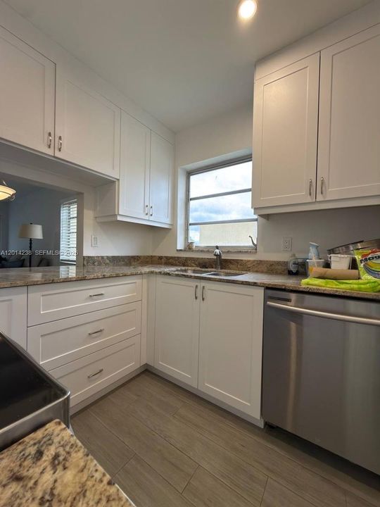 Active With Contract: $124,900 (2 beds, 2 baths, 0 Square Feet)