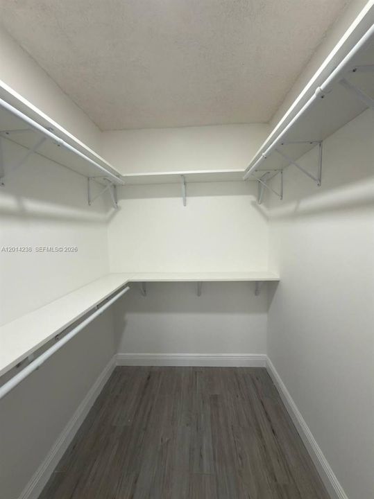Active With Contract: $124,900 (2 beds, 2 baths, 0 Square Feet)