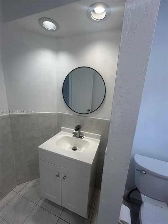 Под контрактом: $2,499 (3 спален, 2 ванн, 1220 Квадратных фут)