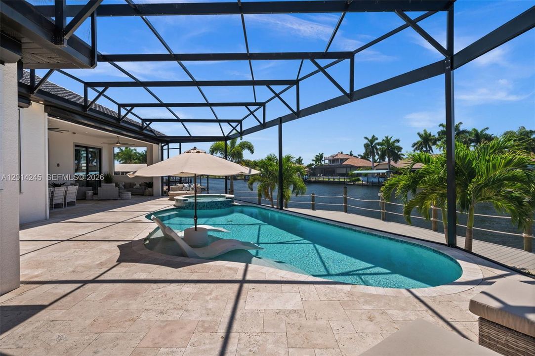 Pool is all screened in