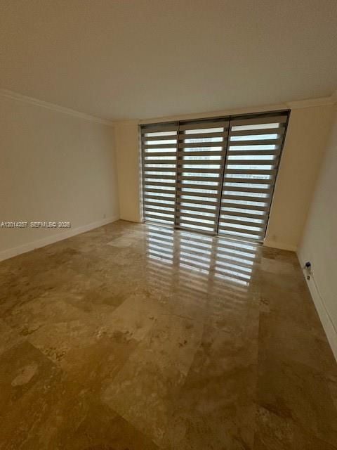 Active With Contract: $5,750 (2 beds, 2 baths, 1409 Square Feet)