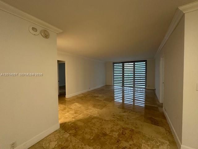 Active With Contract: $5,750 (2 beds, 2 baths, 1409 Square Feet)
