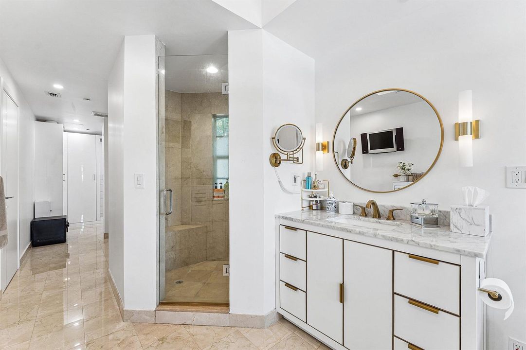 19HendricksIsle-101-Primary Bath 2