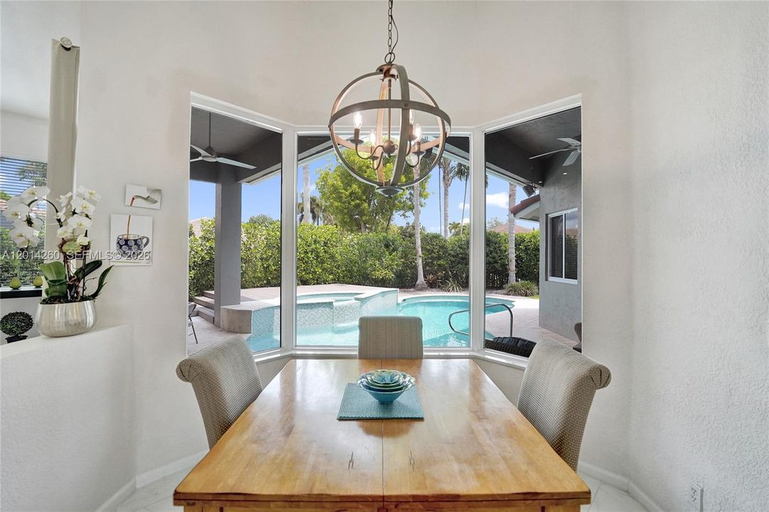 For Sale: $1,400,000 (5 beds, 3 baths, 3233 Square Feet)