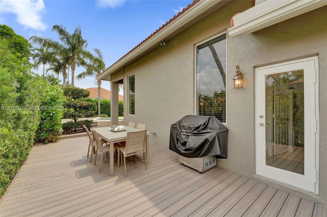 Extended deck