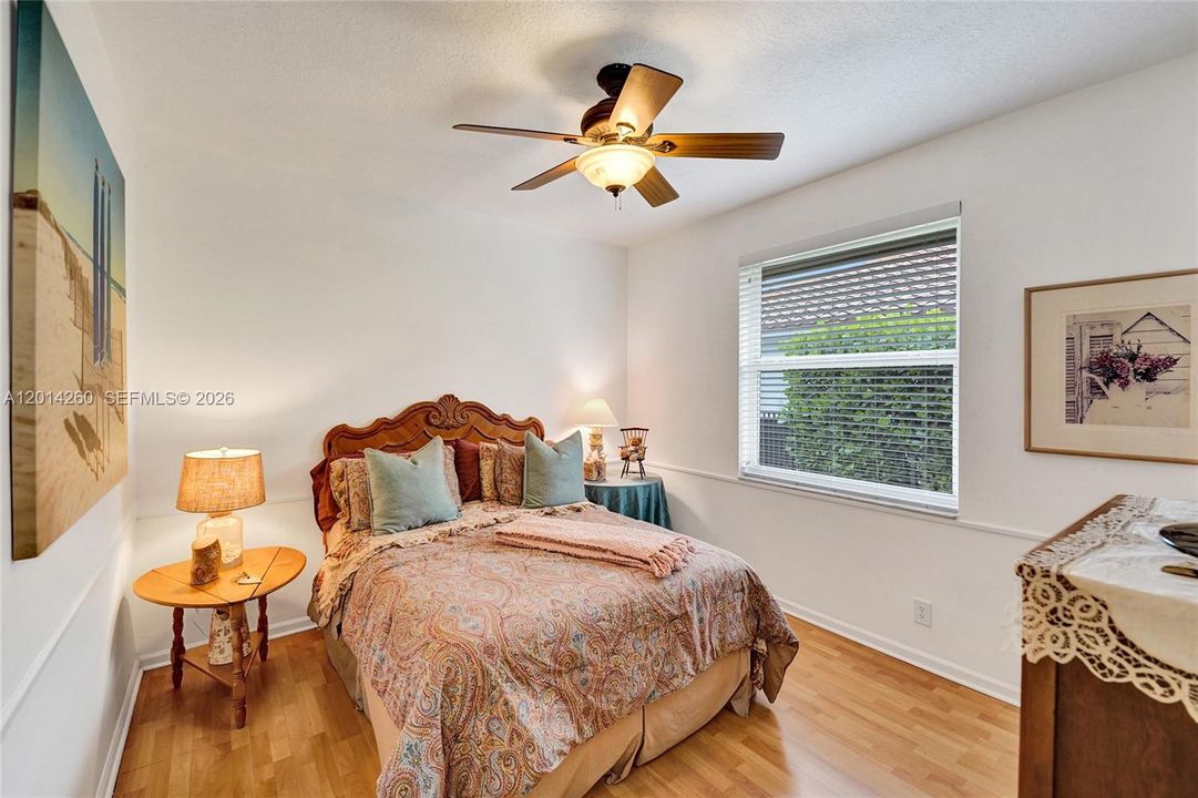 For Sale: $1,400,000 (5 beds, 3 baths, 3233 Square Feet)