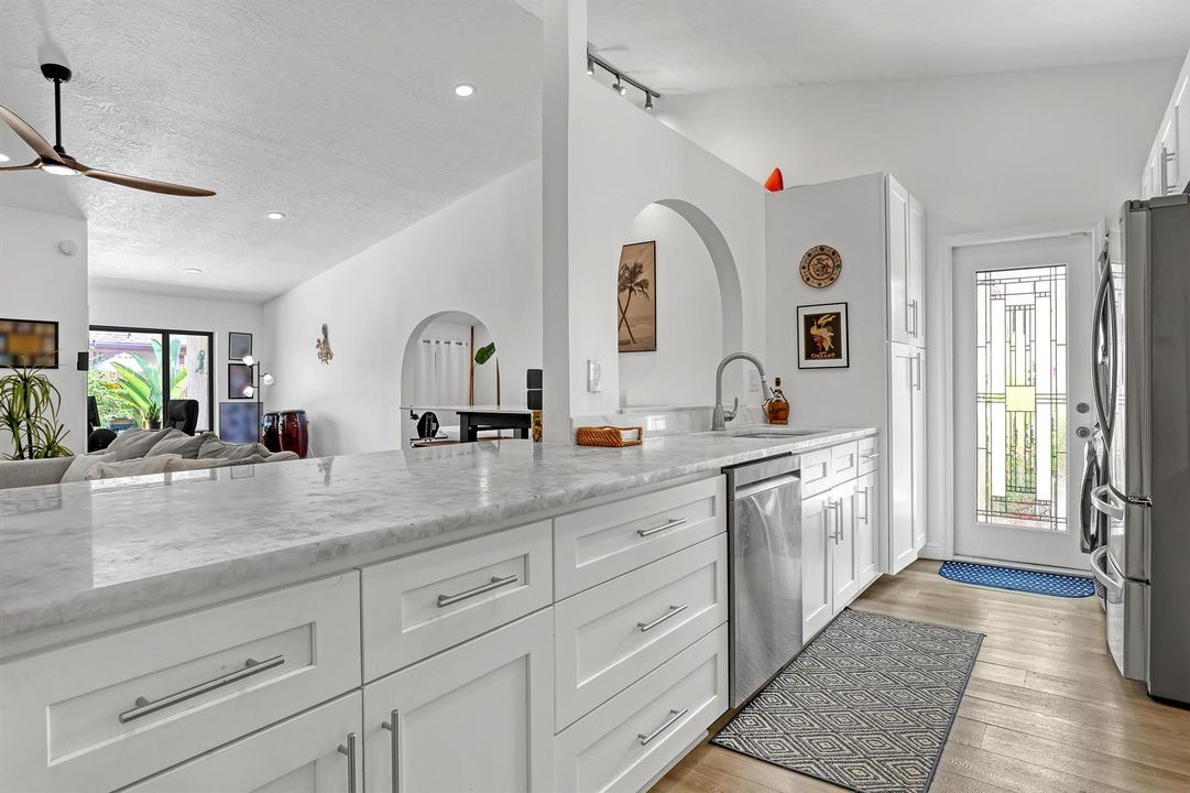 5203 Peppercorn (14)