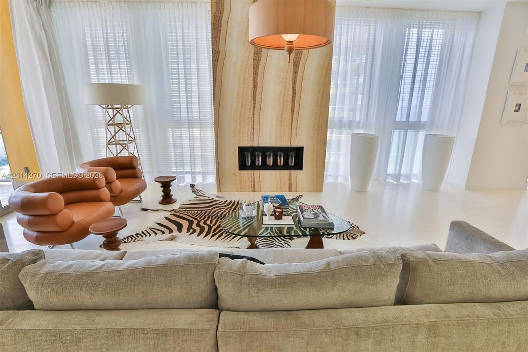En Renta: $48,000 (3 camas, 6 baños, 4609 Pies cuadrados)