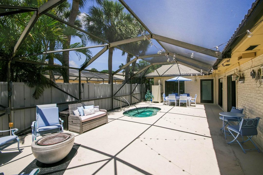 Screened in Patio