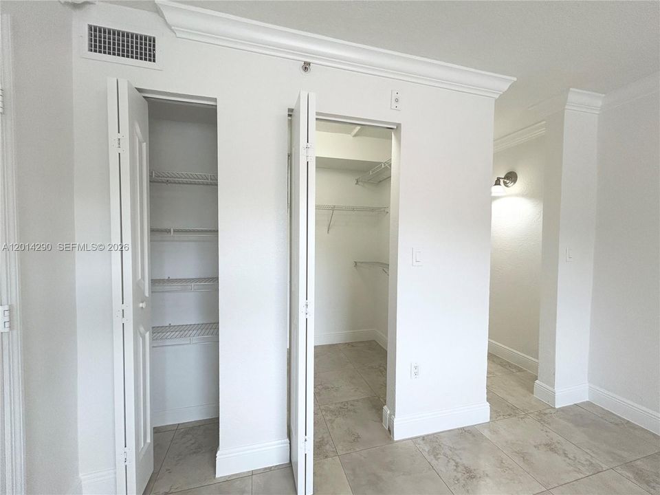 Activo con contrato: $2,150 (1 camas, 1 baños, 596 Pies cuadrados)