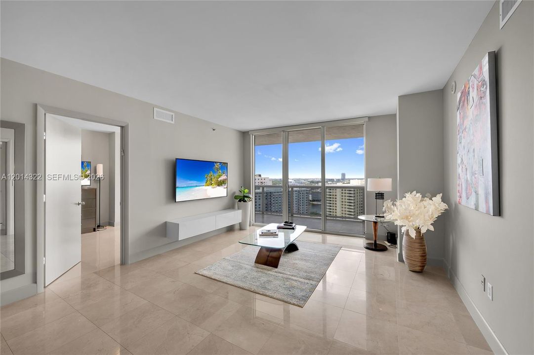 For Sale: $1,150,000 (3 beds, 3 baths, 1571 Square Feet)