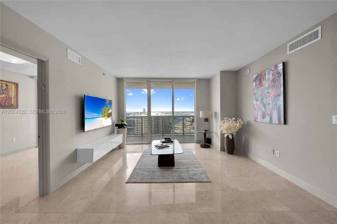 For Sale: $1,150,000 (3 beds, 3 baths, 1571 Square Feet)