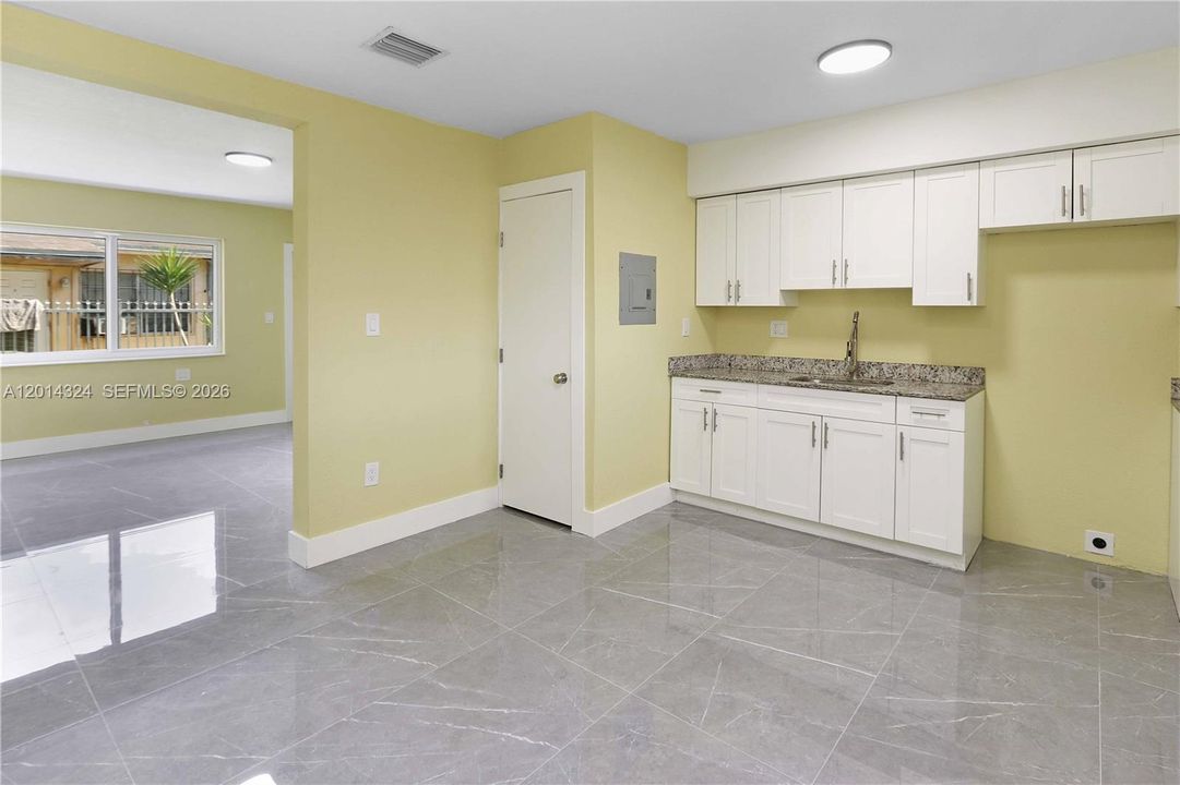 For Sale: $1,095,000 (0 beds, 0 baths, 3094 Square Feet)