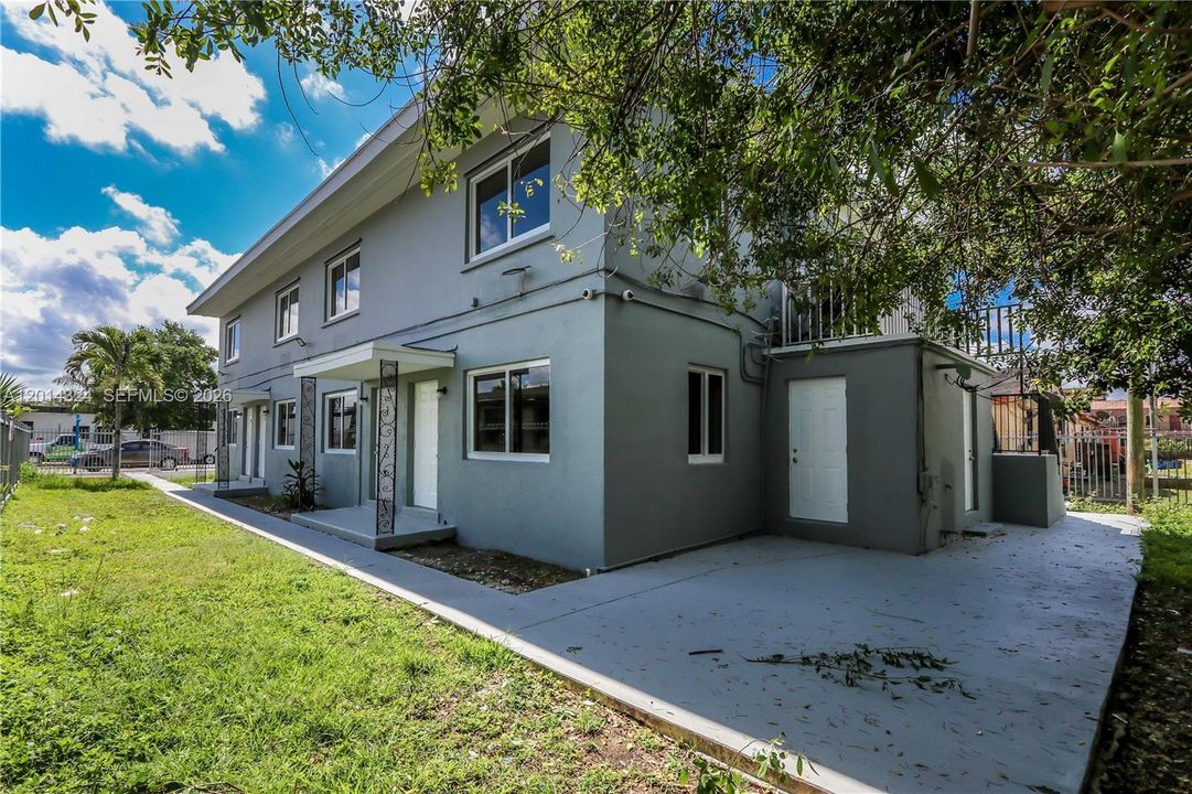 For Sale: $1,095,000 (0 beds, 0 baths, 3094 Square Feet)