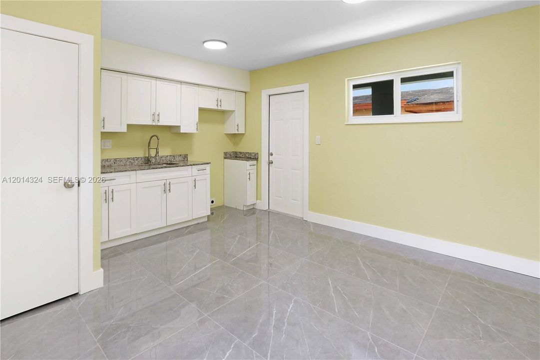 For Sale: $1,095,000 (0 beds, 0 baths, 3094 Square Feet)