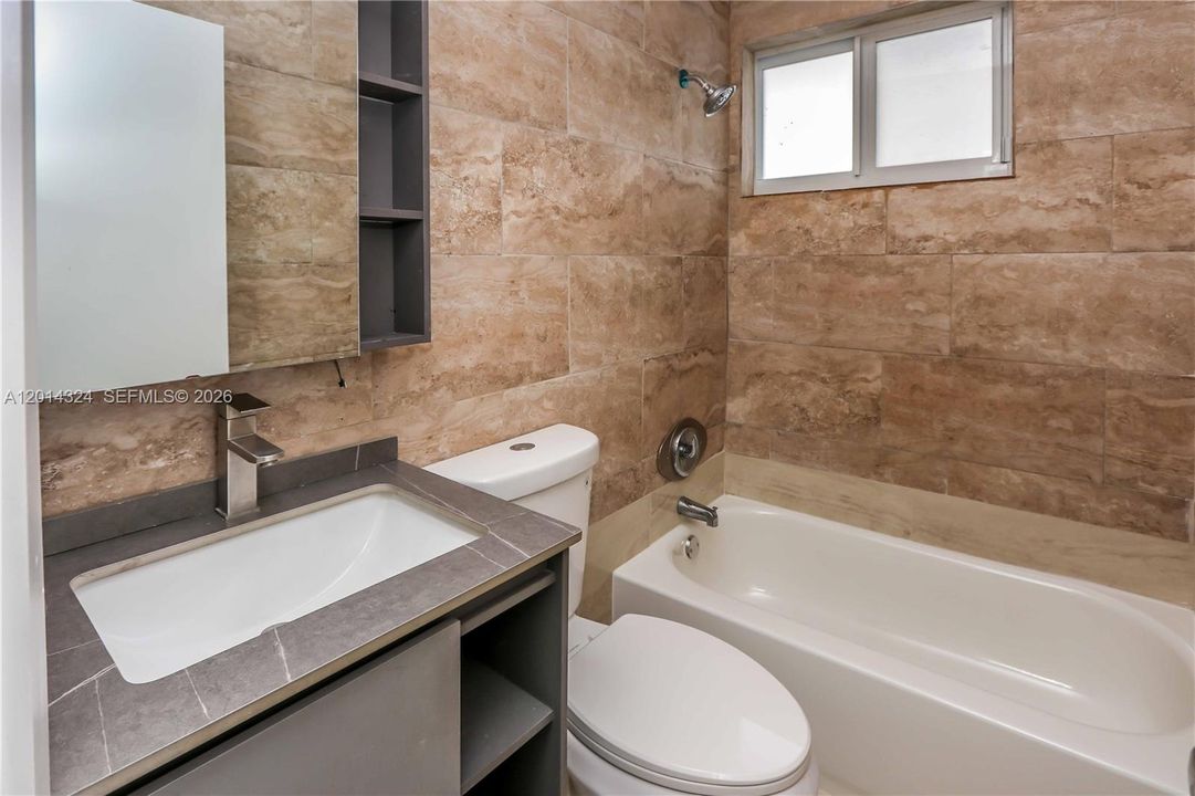 For Sale: $1,095,000 (0 beds, 0 baths, 3094 Square Feet)