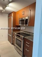 Activo con contrato: $5,700 (2 camas, 2 baños, 1056 Pies cuadrados)