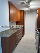 Activo con contrato: $5,700 (2 camas, 2 baños, 1056 Pies cuadrados)