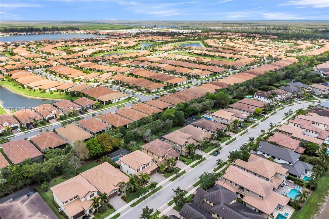For Sale: $1,100,000 (5 beds, 4 baths, 3251 Square Feet)