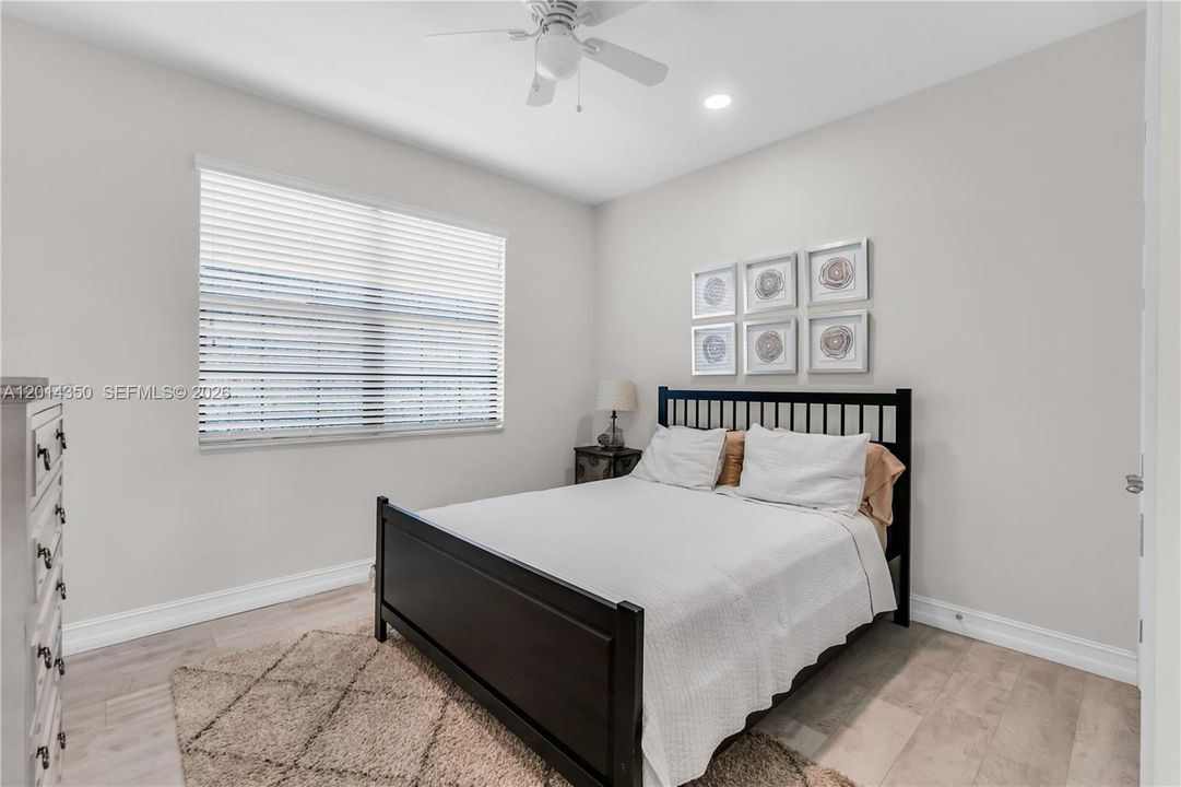 For Sale: $1,100,000 (5 beds, 4 baths, 3251 Square Feet)