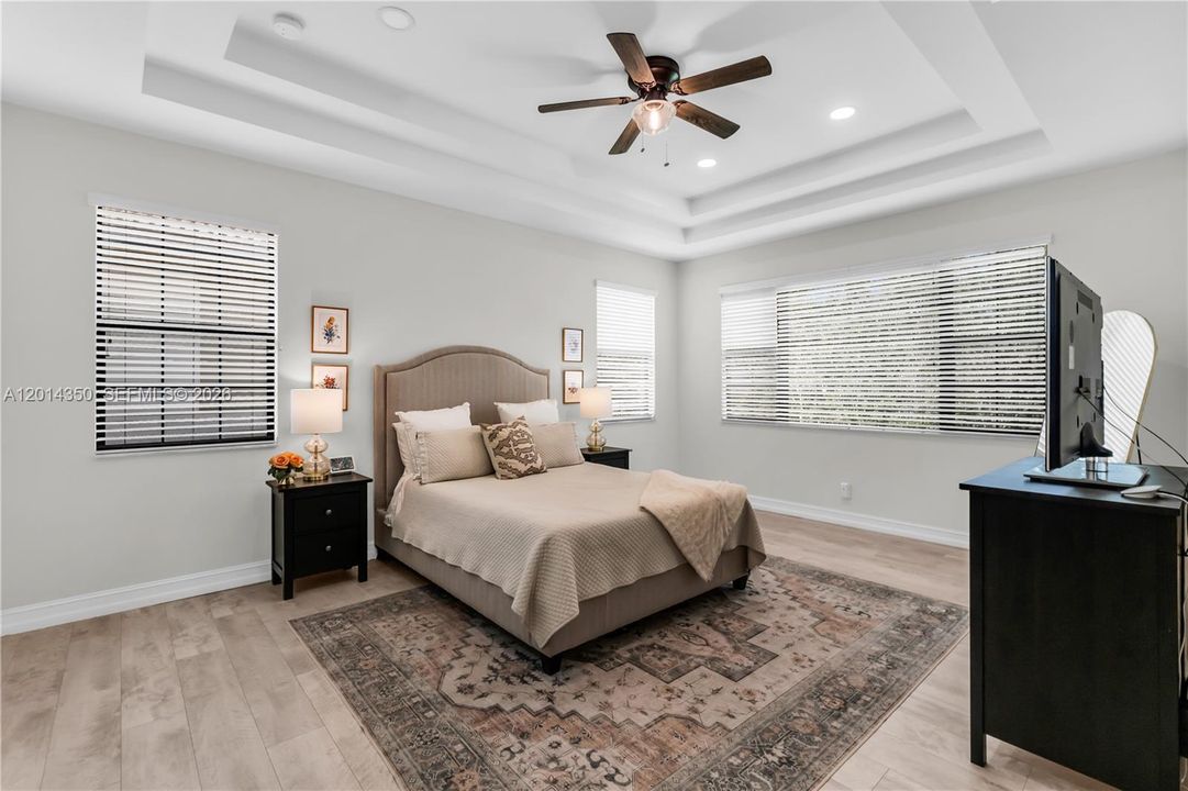 For Sale: $1,100,000 (5 beds, 4 baths, 3251 Square Feet)