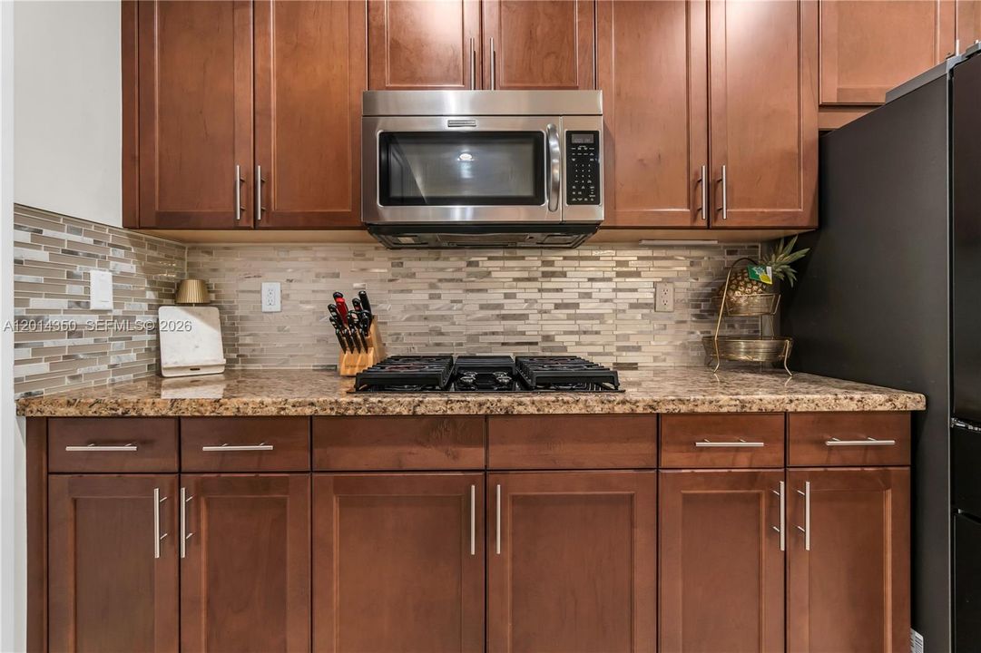 For Sale: $1,100,000 (5 beds, 4 baths, 3251 Square Feet)