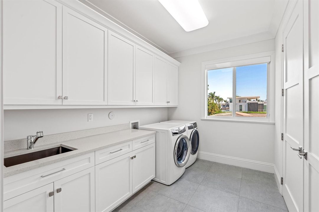 LAUNDRY_ROOM_2