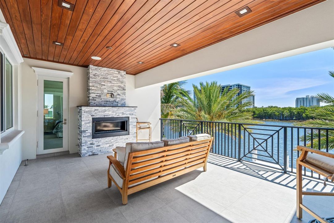BALCONY_SEATING