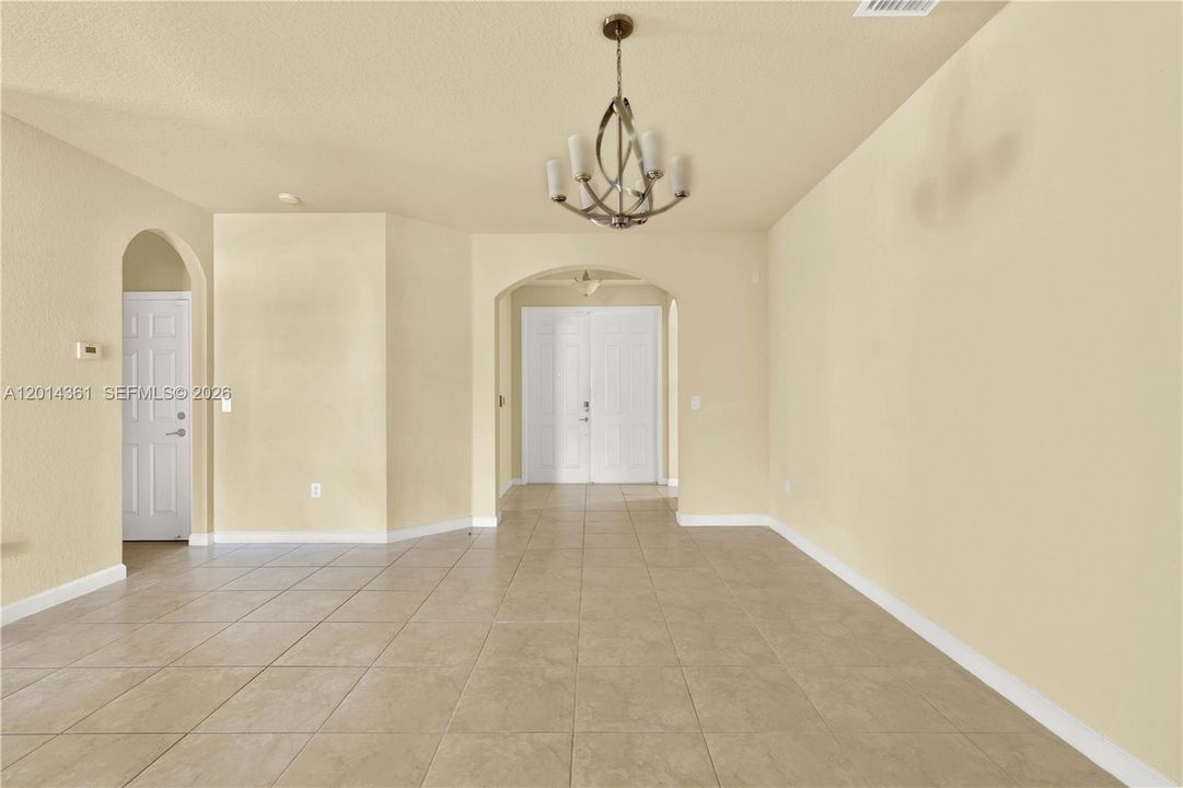 For Rent: $4,200 (4 beds, 3 baths, 2293 Square Feet)