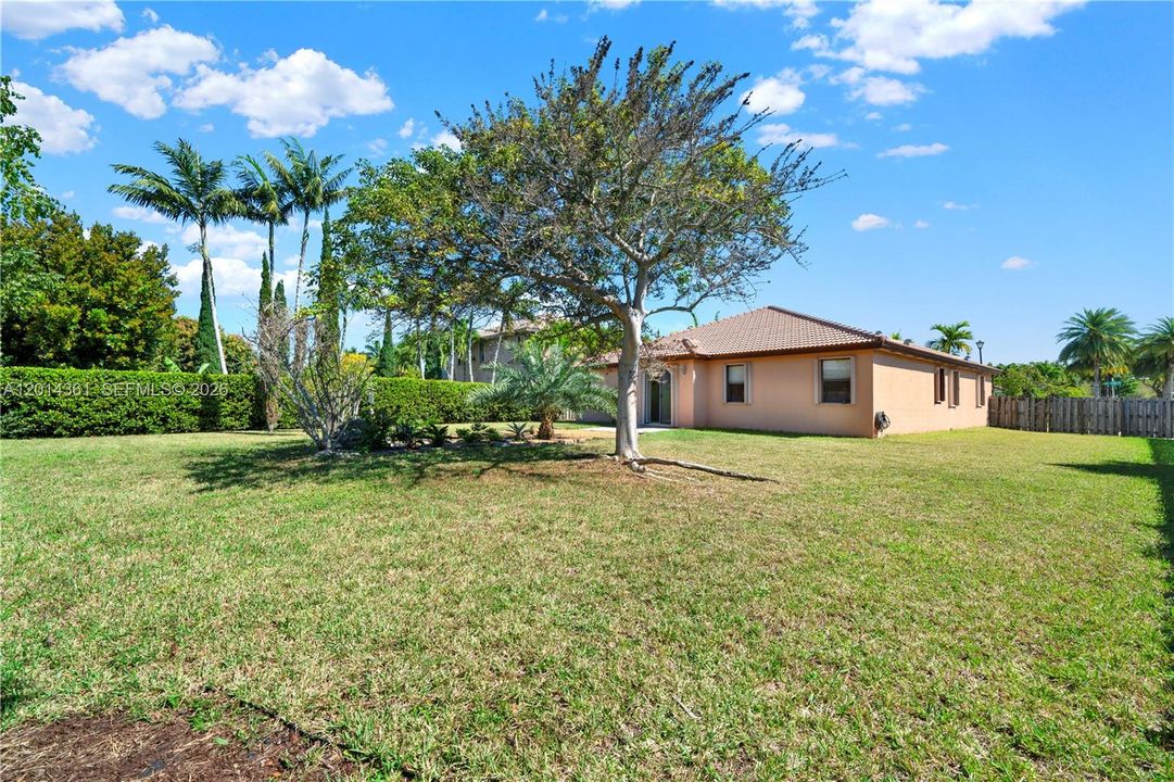 For Rent: $4,200 (4 beds, 3 baths, 2293 Square Feet)