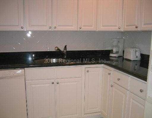 38f kitchen 3