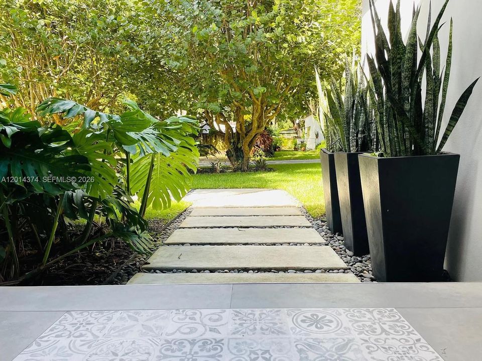 En Renta: $8,900 (3 camas, 2 baños, 1822 Pies cuadrados)