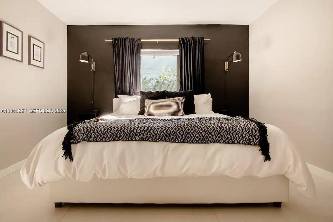 En Renta: $8,900 (3 camas, 2 baños, 1822 Pies cuadrados)