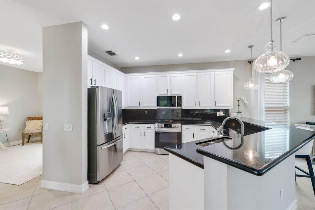 11431 Majestic Acres Terr - 11.jpg-SMALL