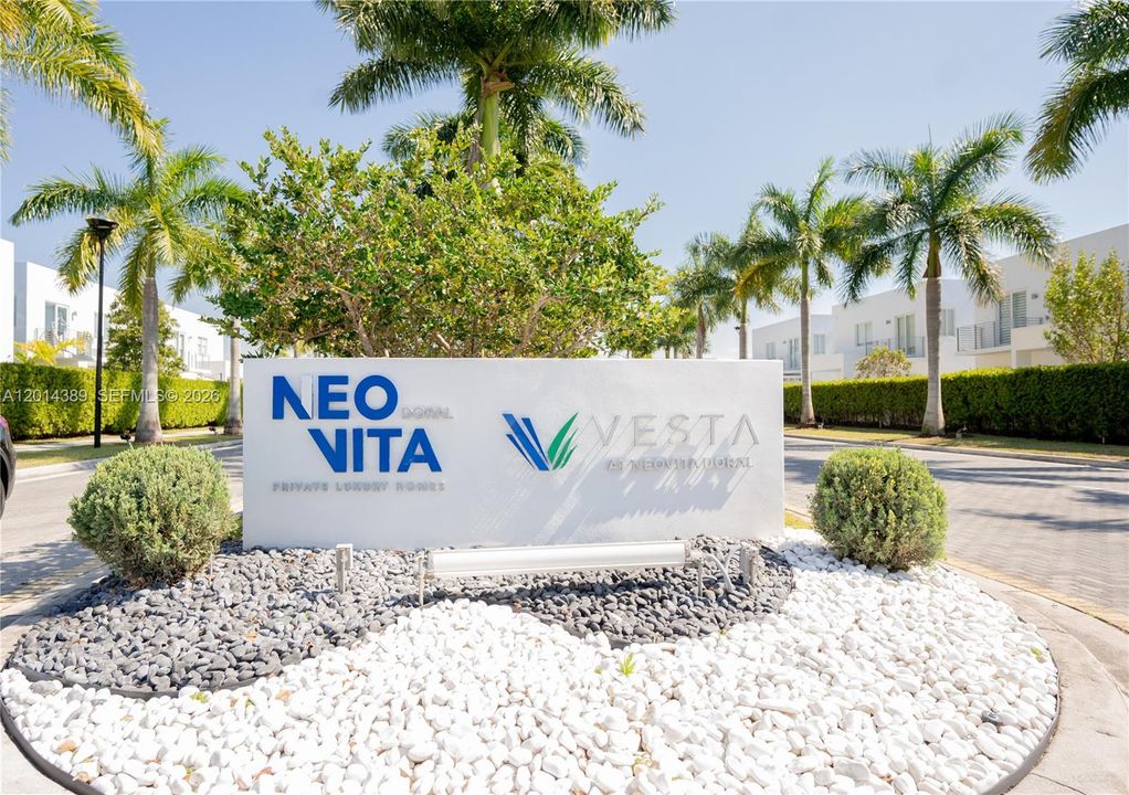 En Venta: $2,150,000 (5 camas, 4 baños, 4078 Pies cuadrados)