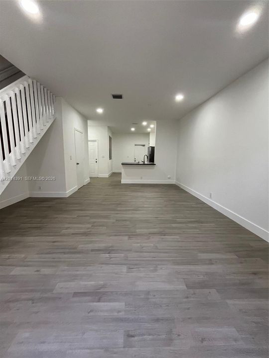 Recently Rented: $2,650 (2 beds, 2 baths, 1155 Square Feet)